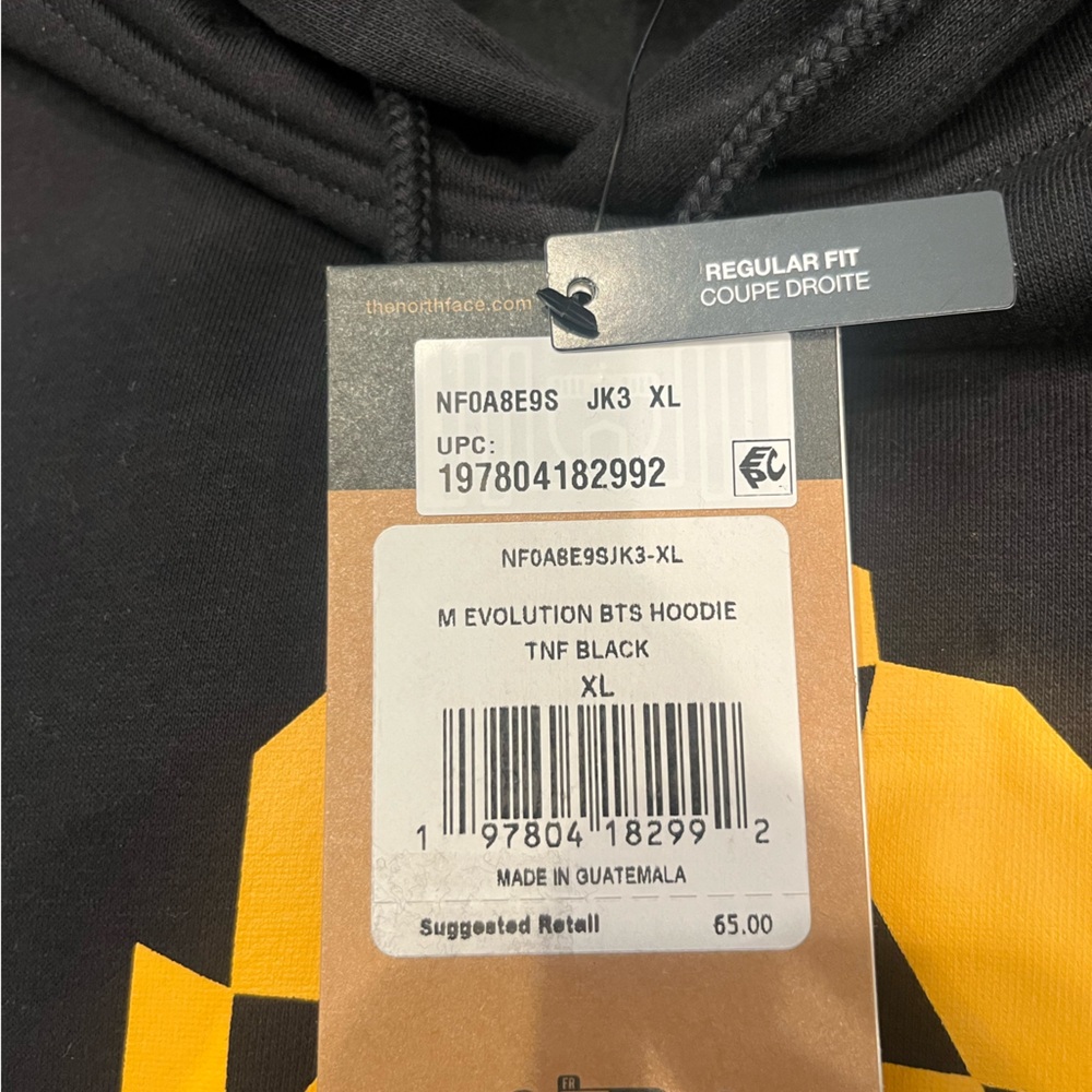 NWT North Face Men’s Hoodie - Picture 3 of 5